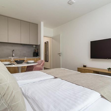 Luxury Apartments Magali ロヴィニ エクステリア 写真