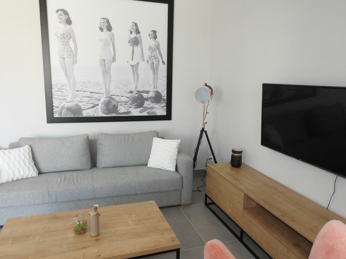 Luxury Apartments Magali ロヴィニ エクステリア 写真