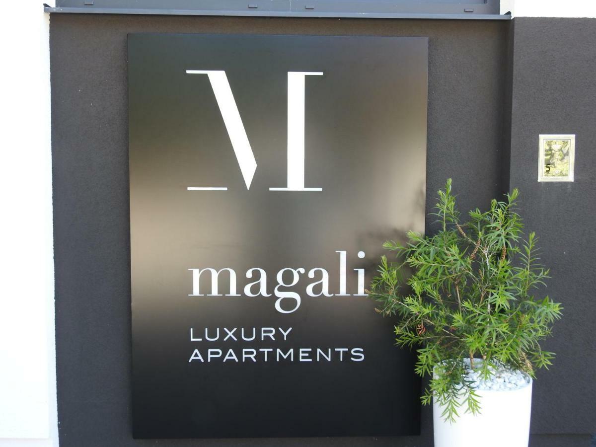 Luxury Apartments Magali ロヴィニ エクステリア 写真