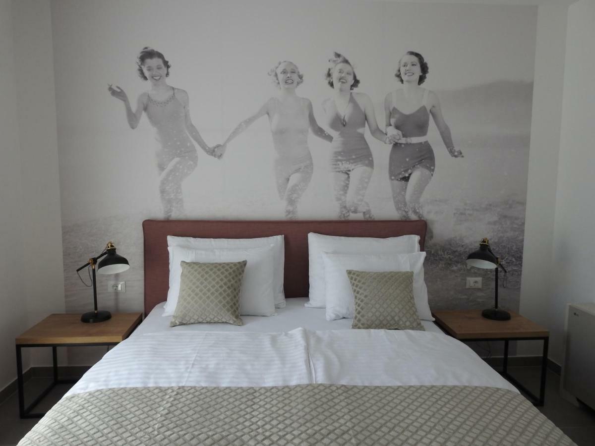 Luxury Apartments Magali ロヴィニ エクステリア 写真