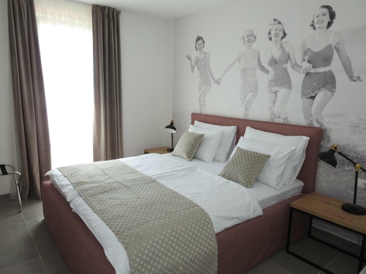 Luxury Apartments Magali ロヴィニ エクステリア 写真