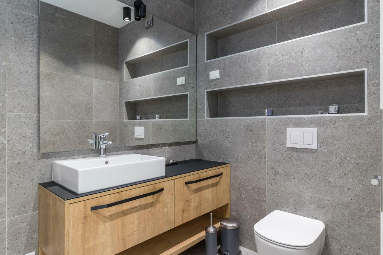 Luxury Apartments Magali ロヴィニ エクステリア 写真