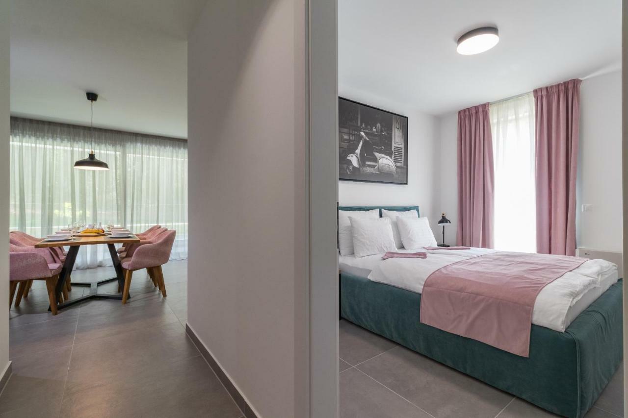 Luxury Apartments Magali ロヴィニ エクステリア 写真