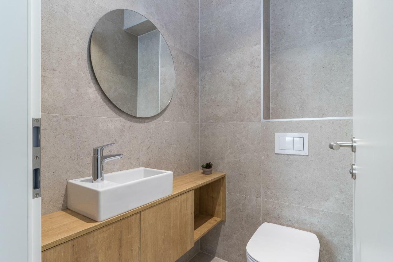 Luxury Apartments Magali ロヴィニ エクステリア 写真